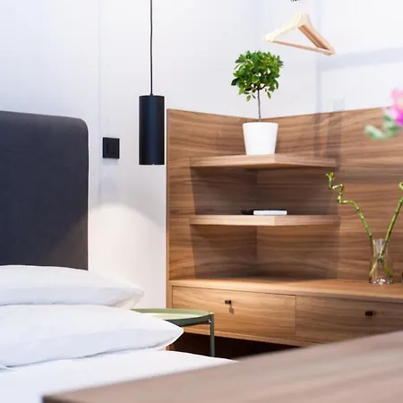 Rooms And Apartments Glossy Zagabria Esterno foto