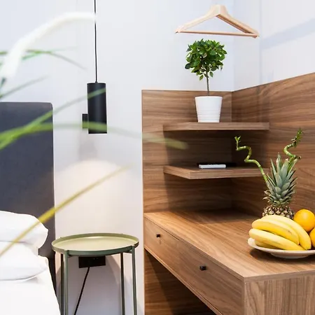 Rooms And Apartments Glossy Zagabria Esterno foto